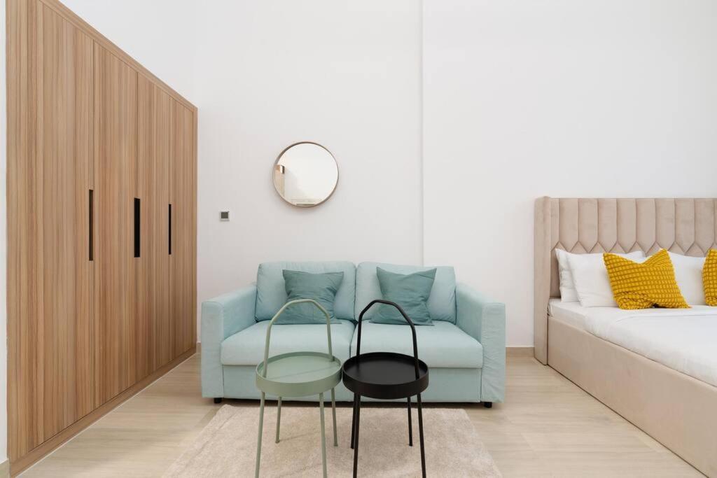 And Cozy Elysee 2 In Jvc - * Dubai
